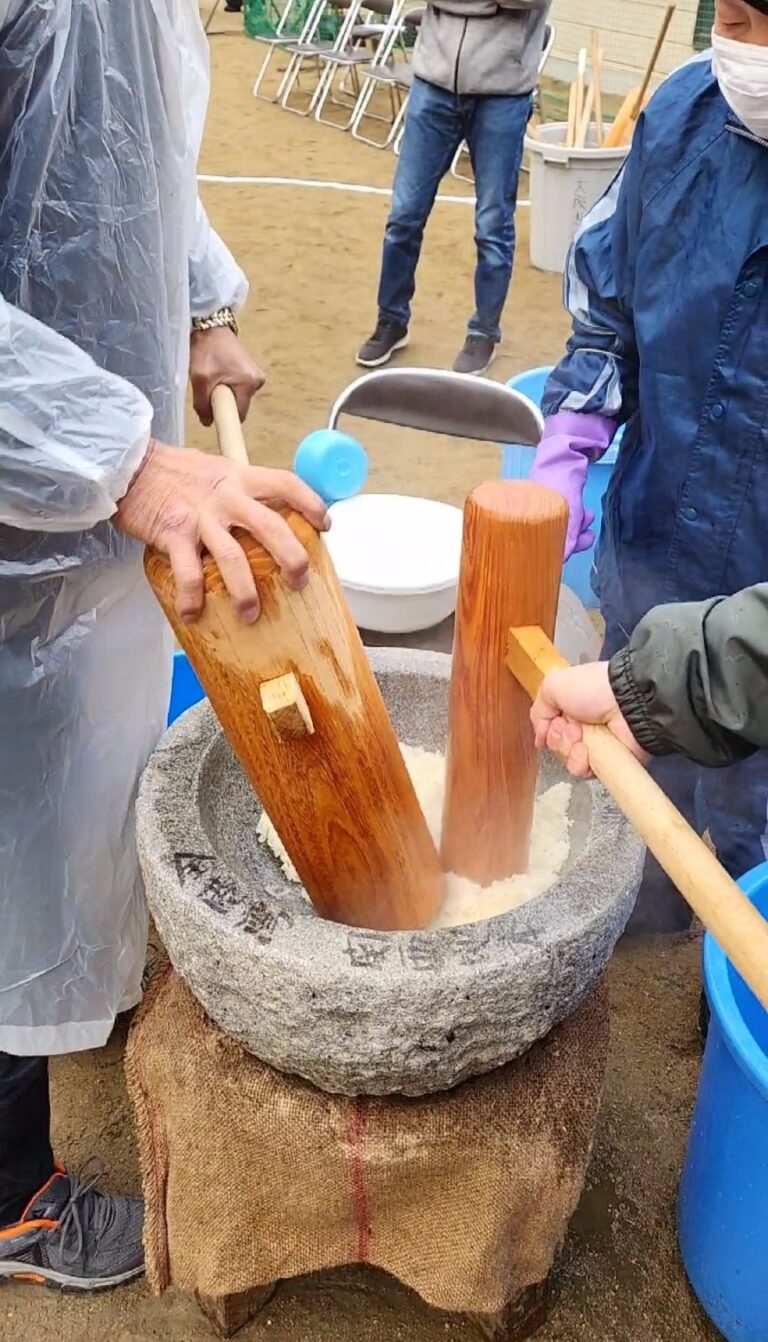 年末恒例第38回「海の子ふれあい餅つき」開催!!!